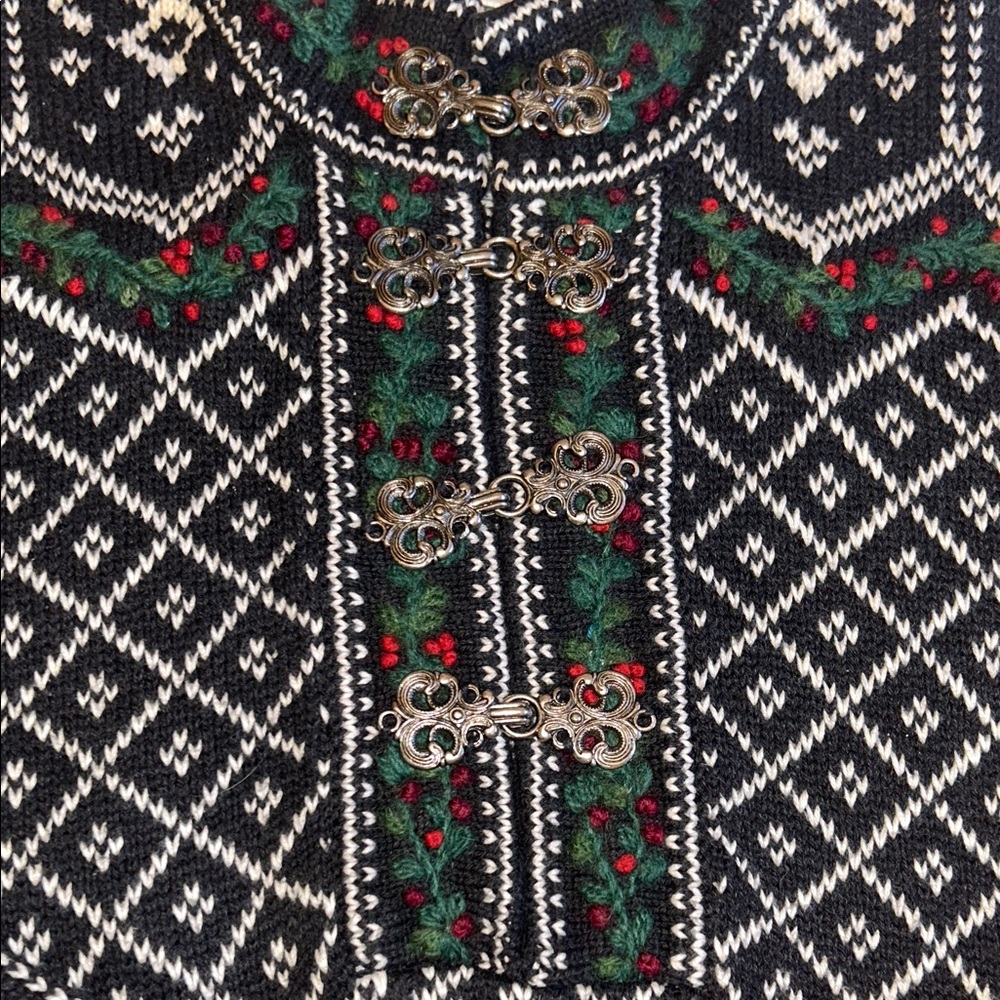 Talbots VTG Nordic Cotton Sweater with Metal Hook Closure - Picture 4 of 8